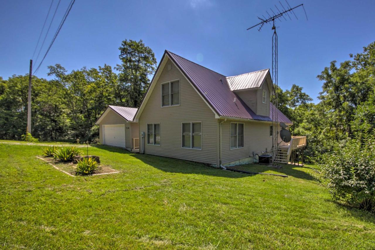 Modern Eckerty Home With Deck On Patoka Lake! Taswell Kültér fotó