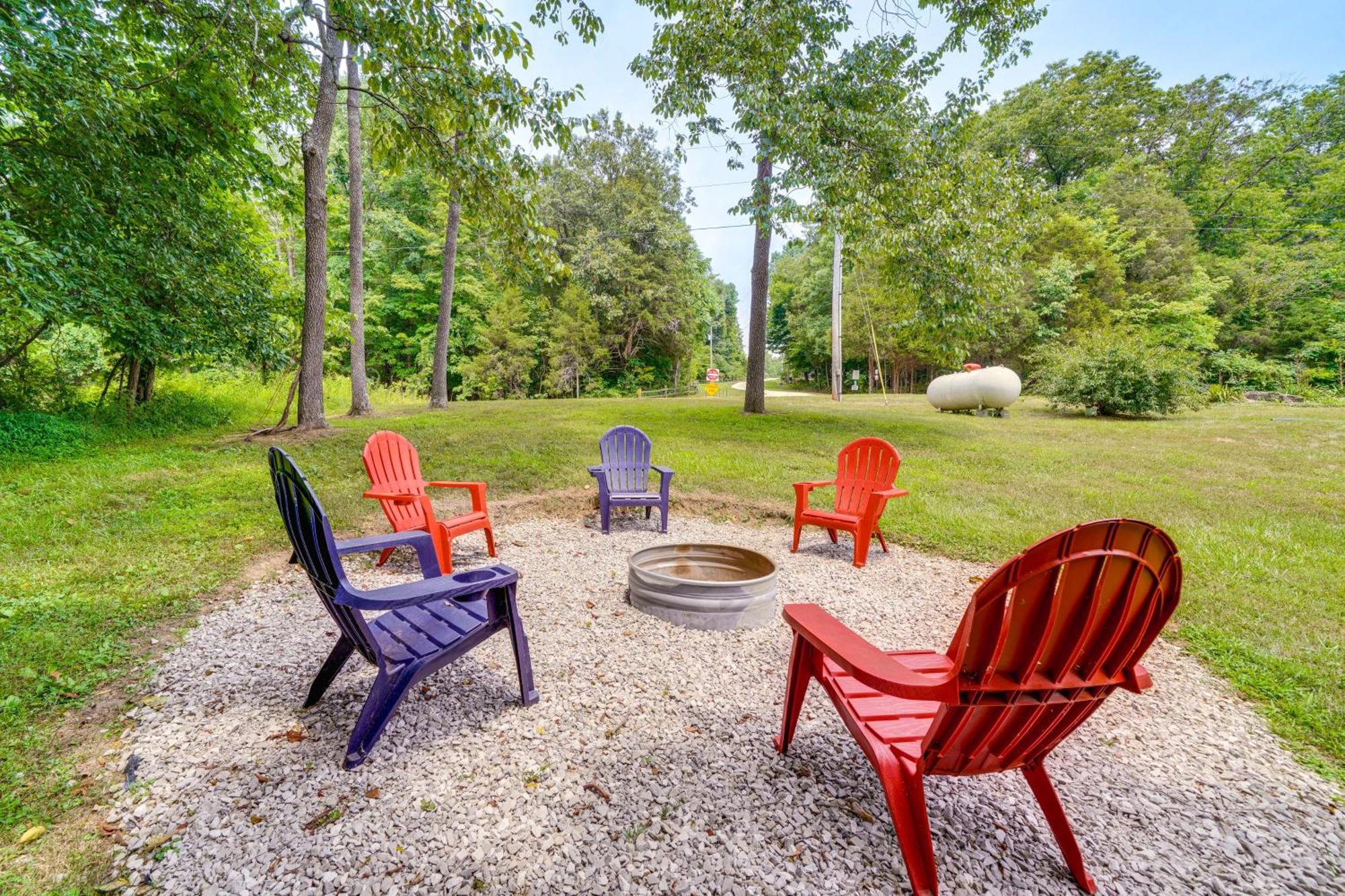Modern Eckerty Home With Deck On Patoka Lake! Taswell Kültér fotó