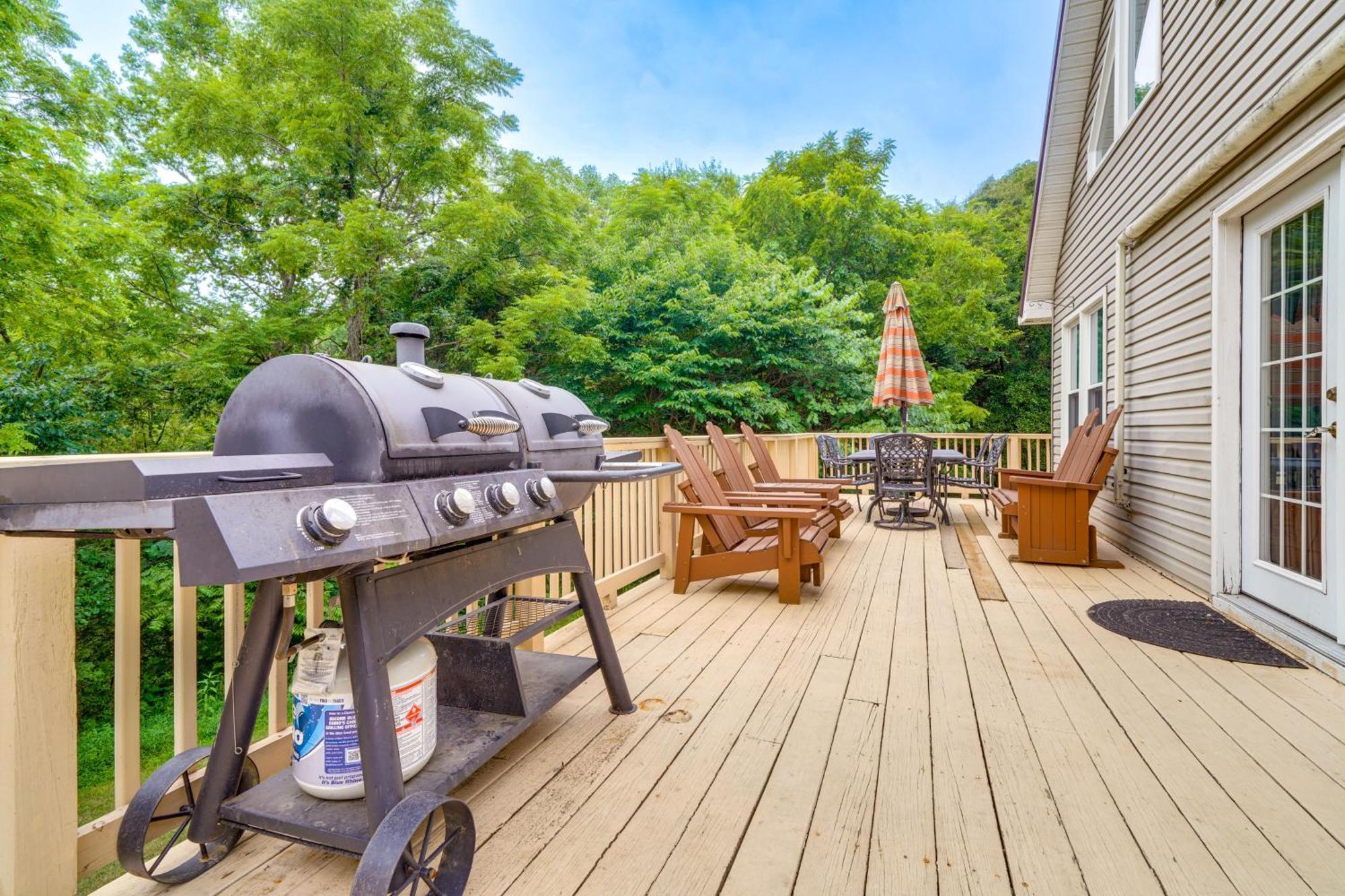 Modern Eckerty Home With Deck On Patoka Lake! Taswell Kültér fotó